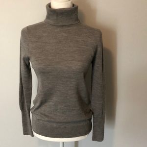 J.Crew sweater 🍁🍃